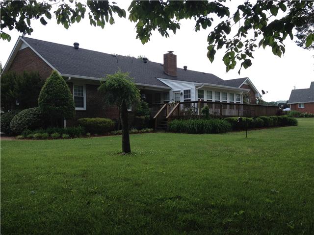 516 Locust Grove Road Watertown, TN 37184 - Photo 4 of 20 Rear vier