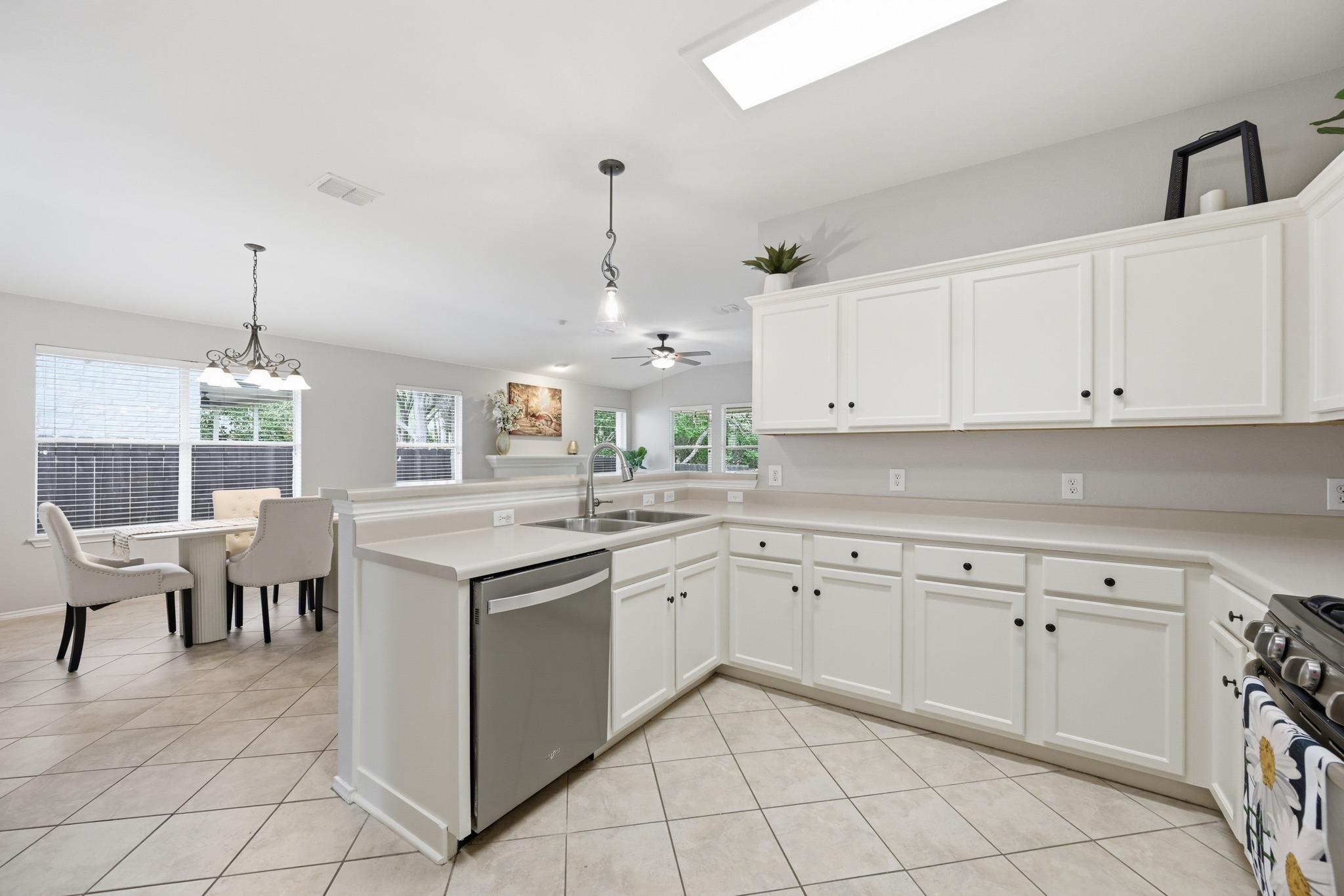 4542 Corran Ferry Loop Austin, TX 78749 - Photo 12 of 35
