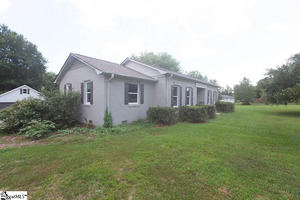 8500 New Cut Road Campobello, SC 29322 - Photo 2 of 31