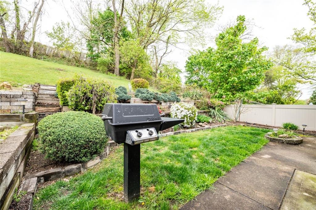 1342 Cathell Road Pittsburgh, PA 15236 - Photo 18 of 31 a view of a garden with an tree