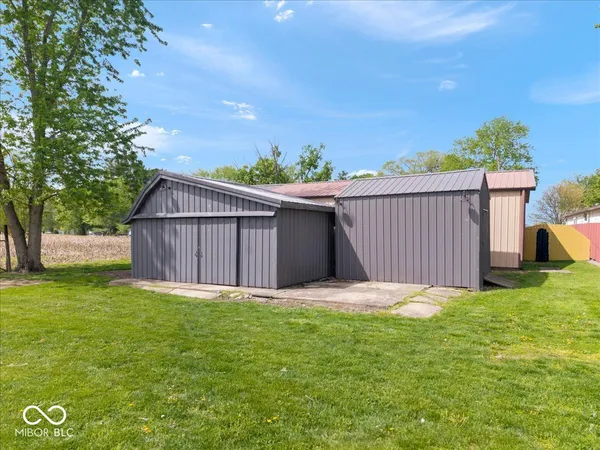 $227,500 | 205 H Street, Wilkinson, IN 46186