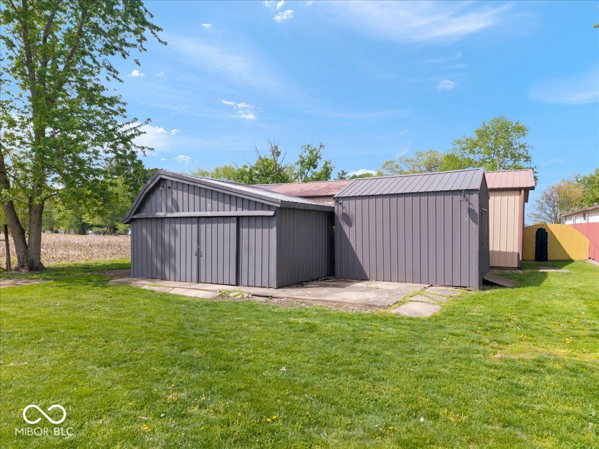 205 H Street Wilkinson, IN 46186 - Photo 23 of 24