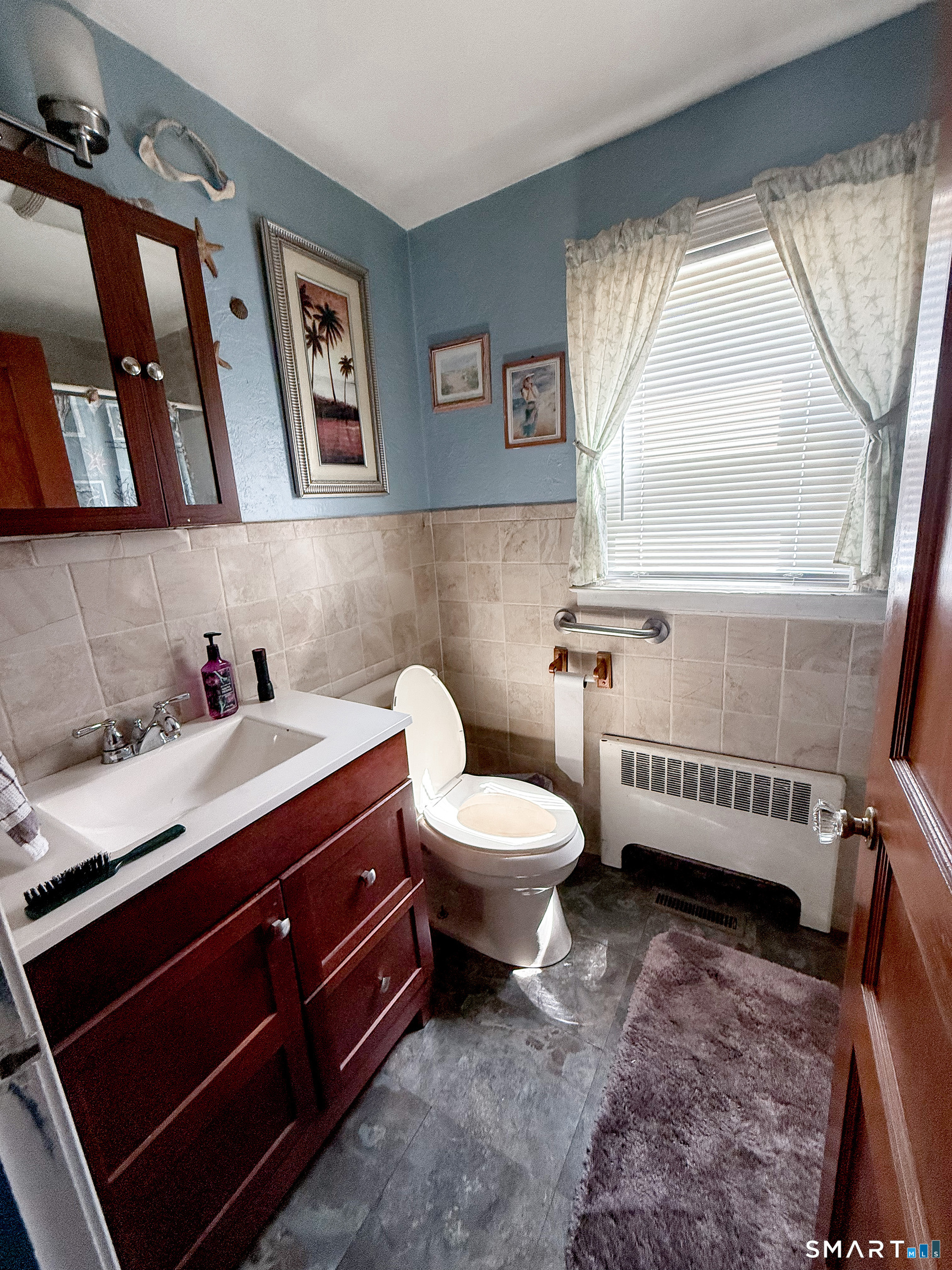 79 Adams Street South Manchester, CT 06040 - Photo 9 of 19