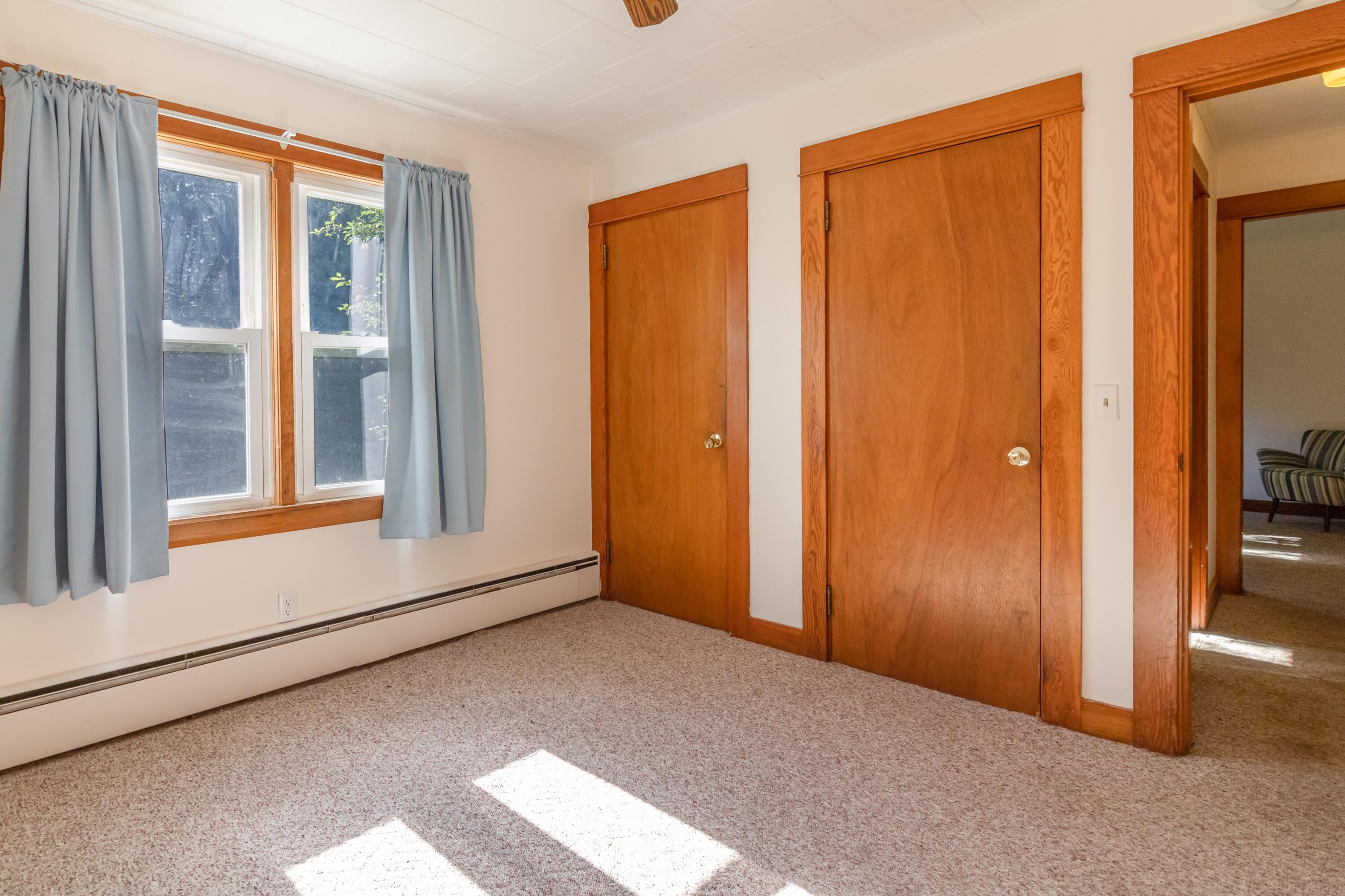 201 Main Road South Hampden, ME 04444 - Photo 21 of 29 201 Main Rd S Interiors-15