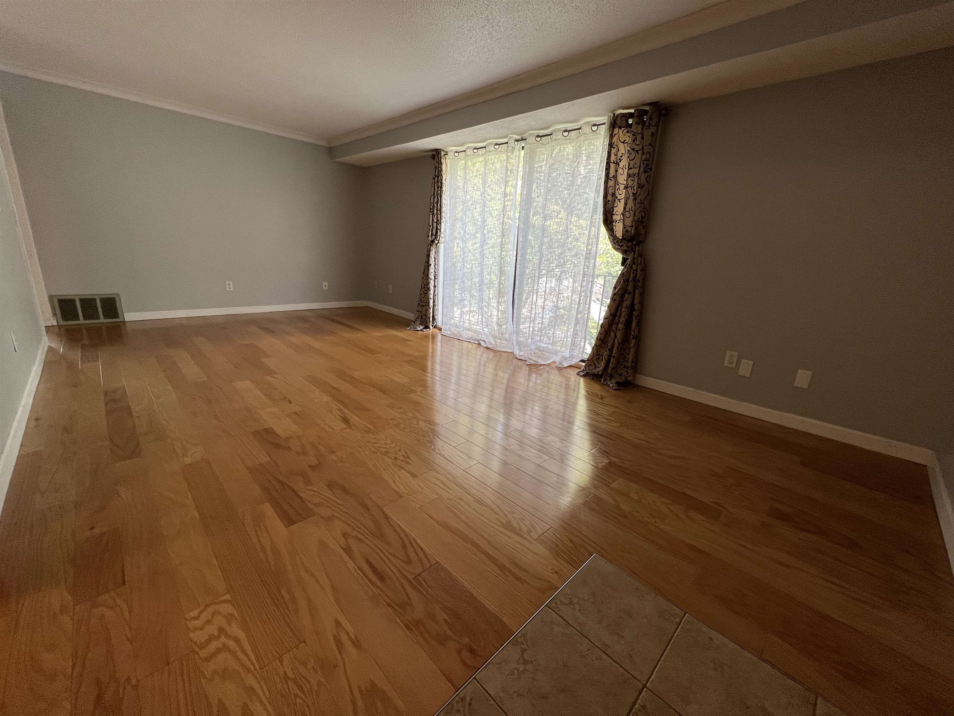 4 Brookside Drive, Unit 11 Exeter, NH 03833 - Photo 1 of 12