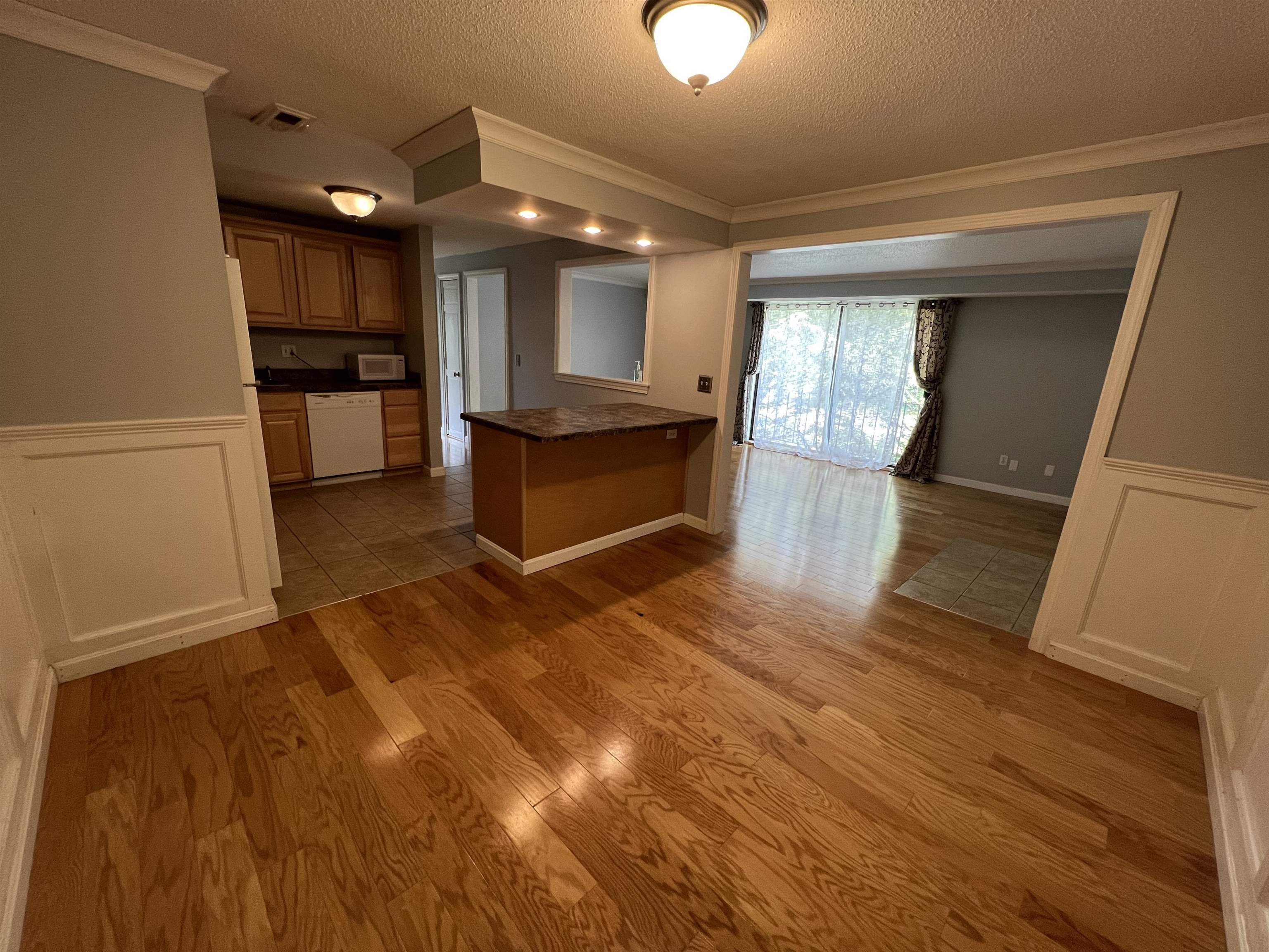 4 Brookside Drive, Unit 11 Exeter, NH 03833 - Photo 7 of 12