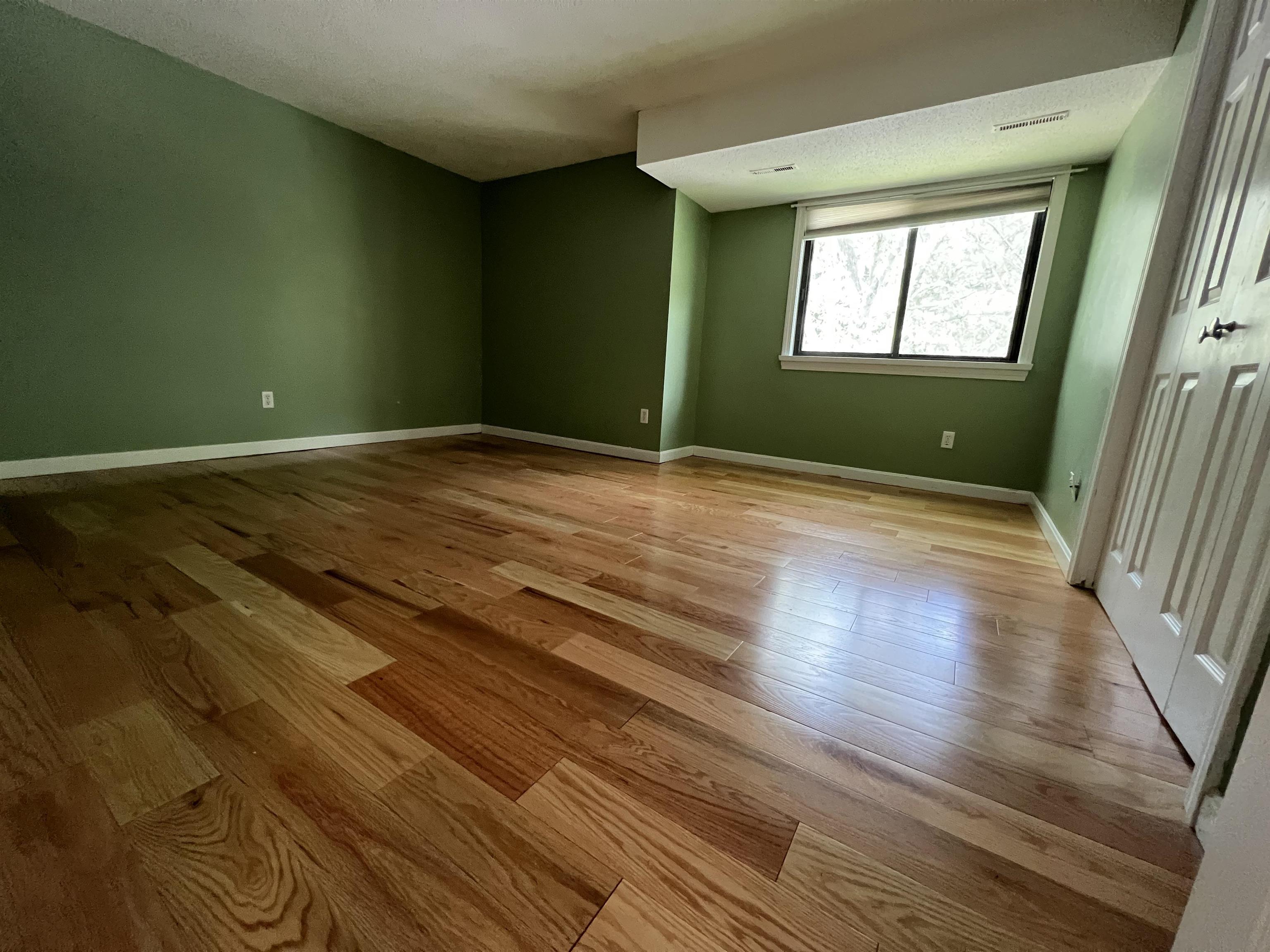 4 Brookside Drive, Unit 11 Exeter, NH 03833 - Photo 9 of 12