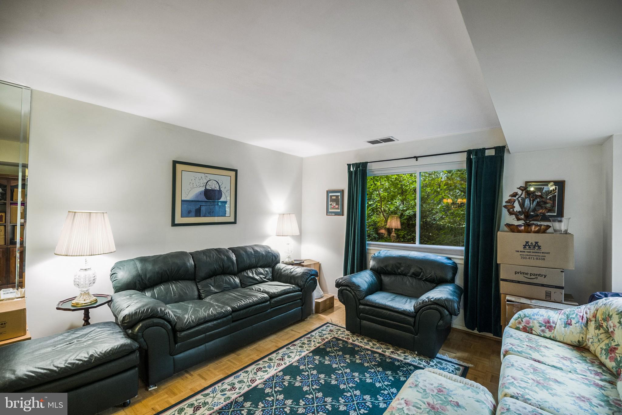11792 Indian Ridge Road Reston, VA 20191 - Photo 4 of 31