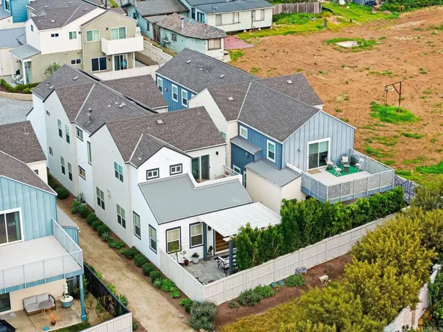 $2,449,000 | 1428 MacKinnon Avenue, Cardiff-by-the-Sea, CA 92007