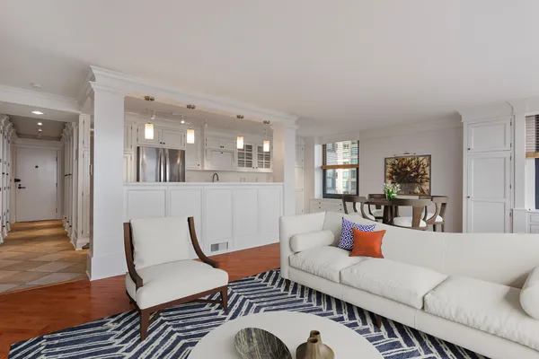 $388,000 | 3440 North Lake Shore Drive, Unit 5A, Chicago, IL 60657