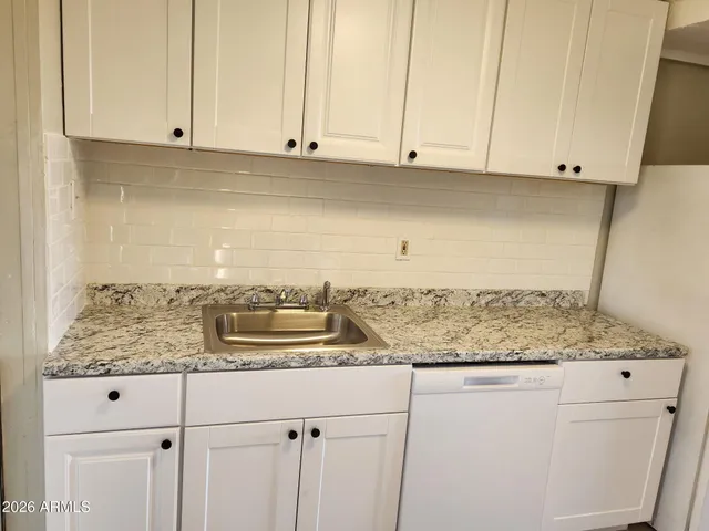 $1,025 | 1517 West Thomas Road, Unit 3, Phoenix, AZ 85015