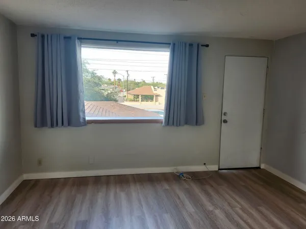 $995 | 1517 West Thomas Road, Unit 3, Phoenix, AZ 85015