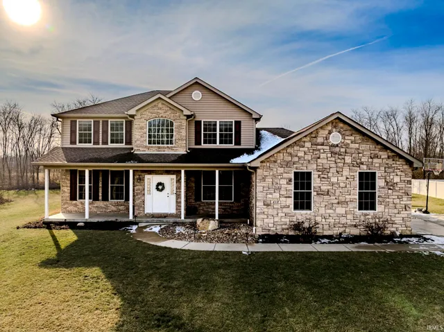 $599,000 | 413 South Bridgewater Lane, Muncie, IN 47304