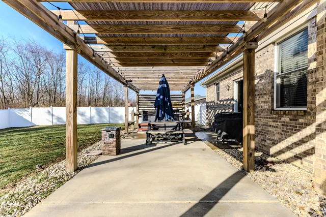 $599,000 | 413 South Bridgewater Lane, Muncie, IN 47304