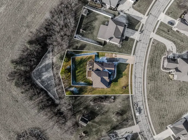 $599,000 | 413 South Bridgewater Lane, Muncie, IN 47304