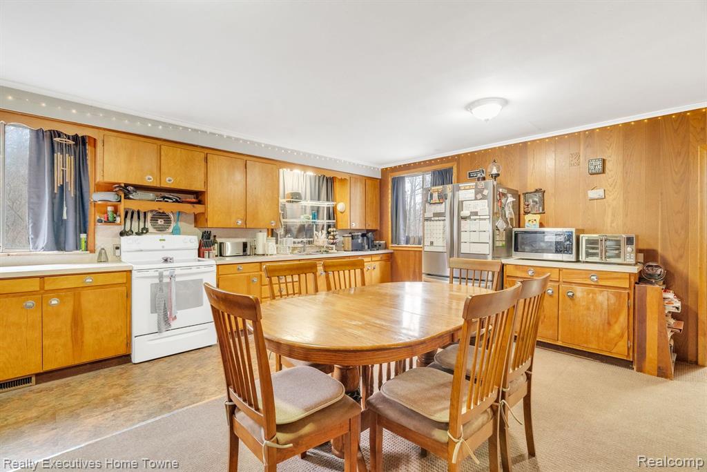 2155 Arlington Road Columbus, MI 48063 - Photo 25 of 59