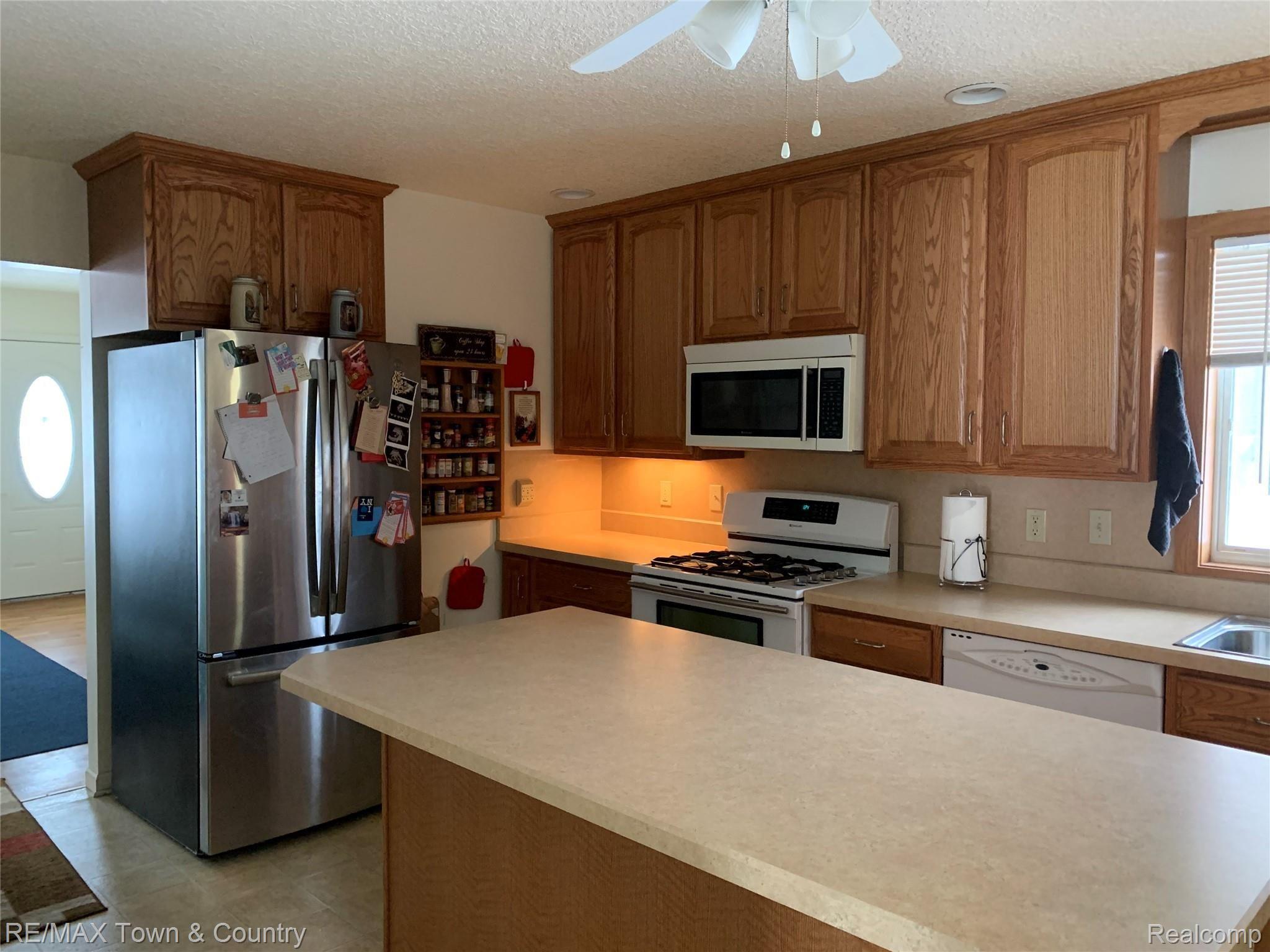 9044 North Bray Road Clio, MI 48420 - Photo 2 of 30 Bray kitchen.jpg