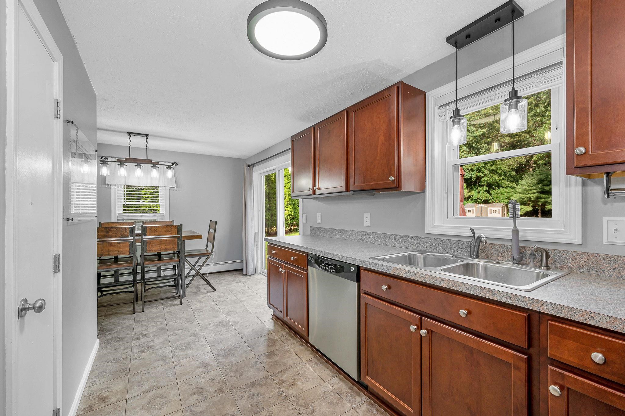 22 River Road, Unit A Hudson, NH 03051 - Photo 15 of 38 Gallery Image 15