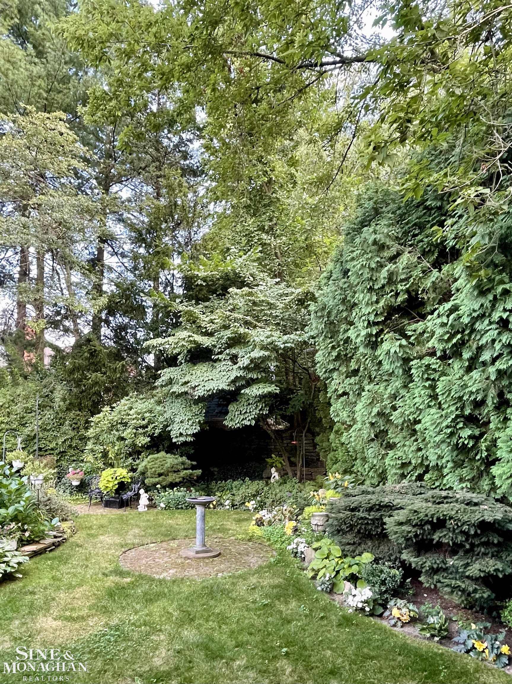 245 Stephens Road Grosse Pointe Farms, MI 48236 - Photo 30 of 40