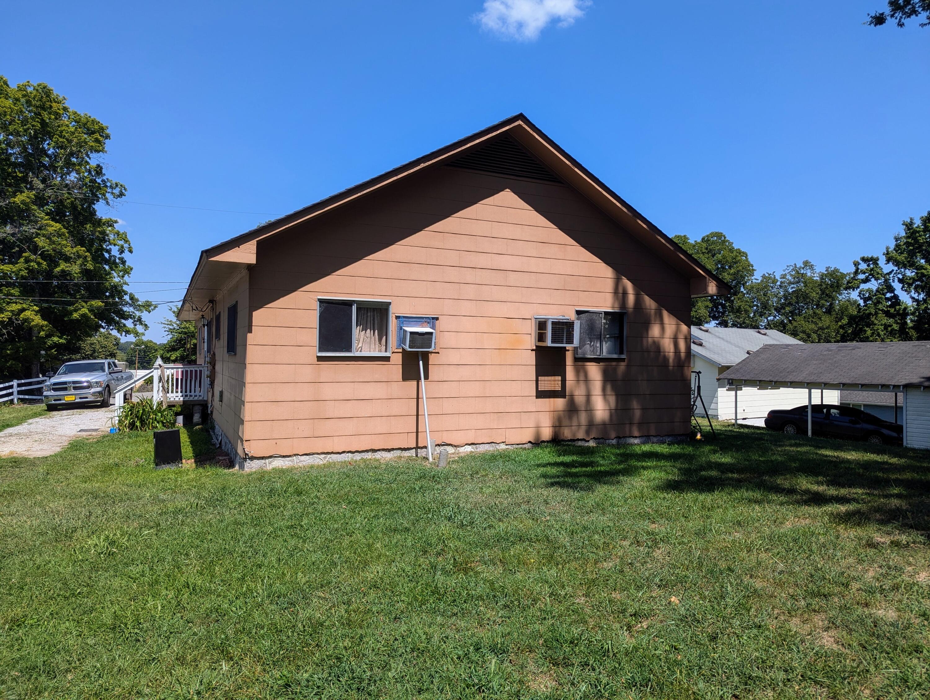 177-179 Hargrave Road Rossville, GA 30741 - Photo 4 of 15 rear