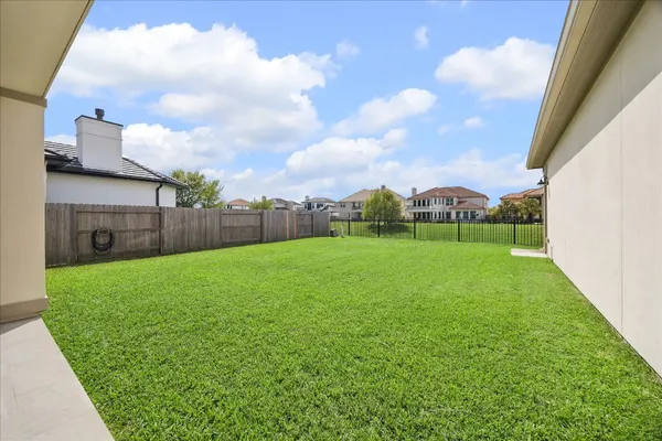 $1,599,000 | 2302 Camden Creek Lane, Houston, TX 77077