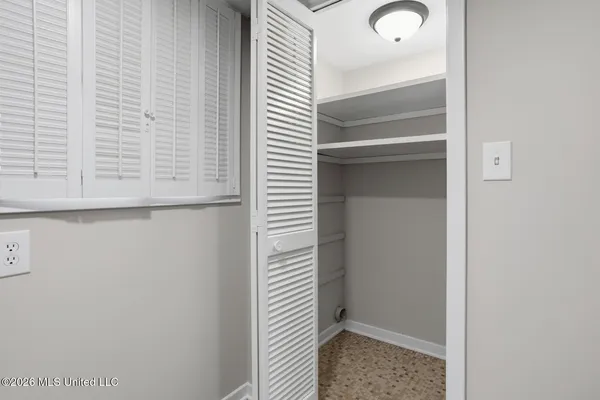 $289,000 | 704 North Kathy Circle, Canton, MS 39046