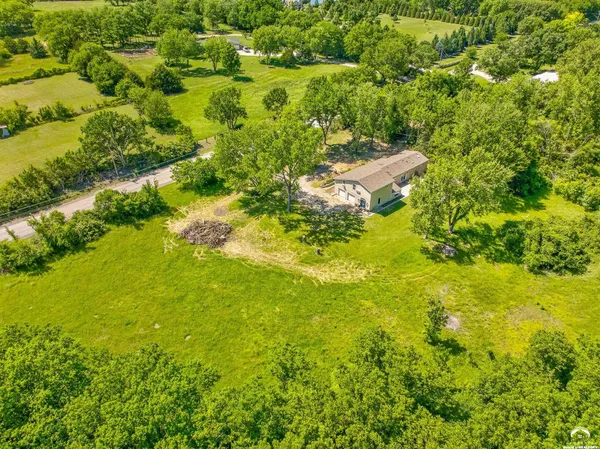 $449,900 | 1644 East 800 Road, Lawrence, KS 66049