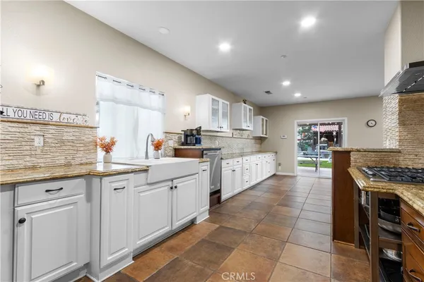$1,399,000 | 5450 Alexandrine Court, Oceanside, CA 92057