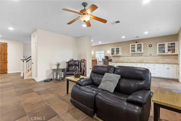 $1,399,000 | 5450 Alexandrine Court, Oceanside, CA 92057