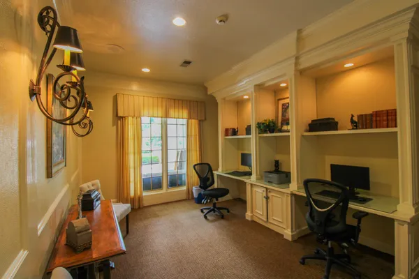 $2,230 | 700 Daniel Ellis Drive, Unit 5201, Charleston, SC 29412