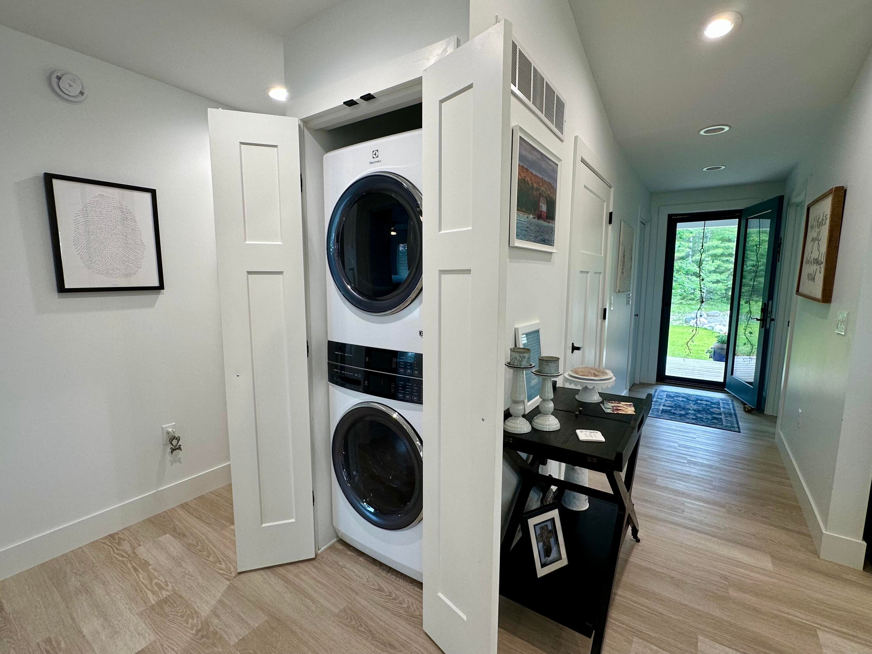 3290 Edgewater Drive Cheboygan, MI 49721 - Photo 23 of 41 Laundry Area
