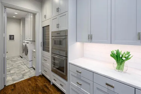 $1,695,000 | 17 Ashton Court, Dallas, TX 75230