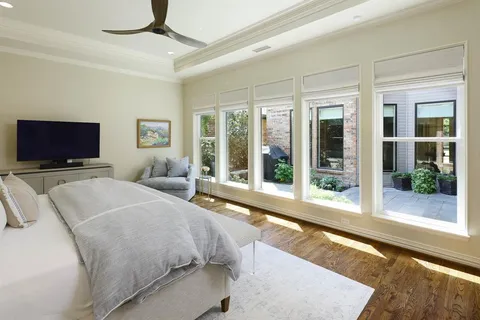 $1,695,000 | 17 Ashton Court, Dallas, TX 75230
