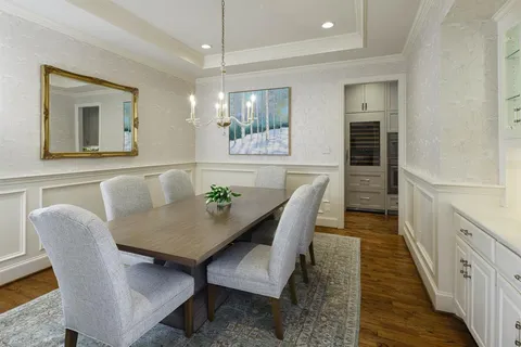 $1,695,000 | 17 Ashton Court, Dallas, TX 75230