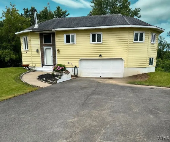 $234,999 | 10830 Cosby Manor Road, Deerfield, NY 13502