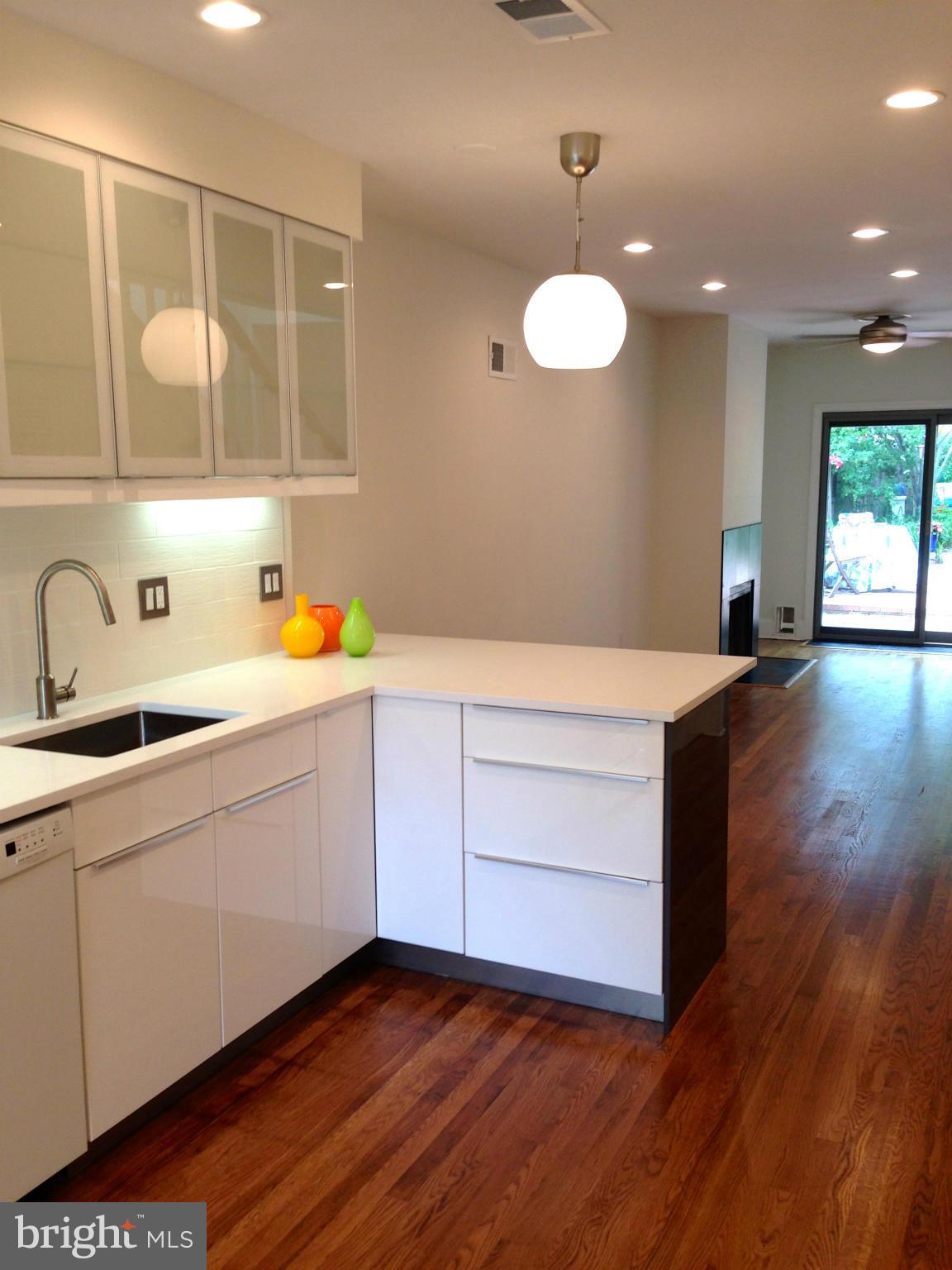 1330 E Street Southeast Washington, DC 20003 - Photo 2 of 27 Kitchen