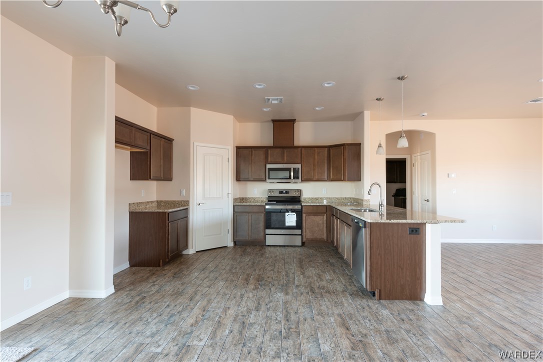 9730 North Cyrus Road Kingman, AZ 86401 - Photo 4 of 18 Gallery Image 4