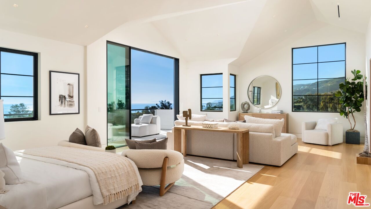 5819 Filaree Heights Road Malibu, CA 90265 - Photo 14 of 38