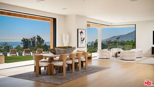 $16,995,000 | 5819 Filaree Heights Road, Malibu, CA 90265