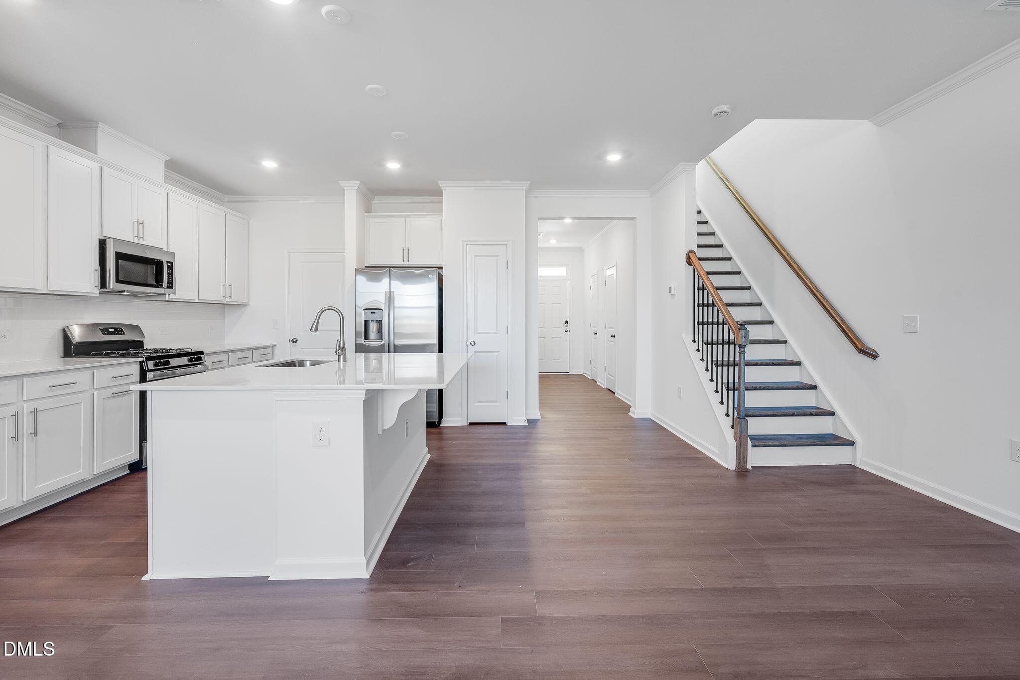 2943 Hickory Fld Drive Raleigh, NC 27616 - Photo 15 of 30 SUN_Everlee_Pic_CarsonII_QMI_239_Kitchen