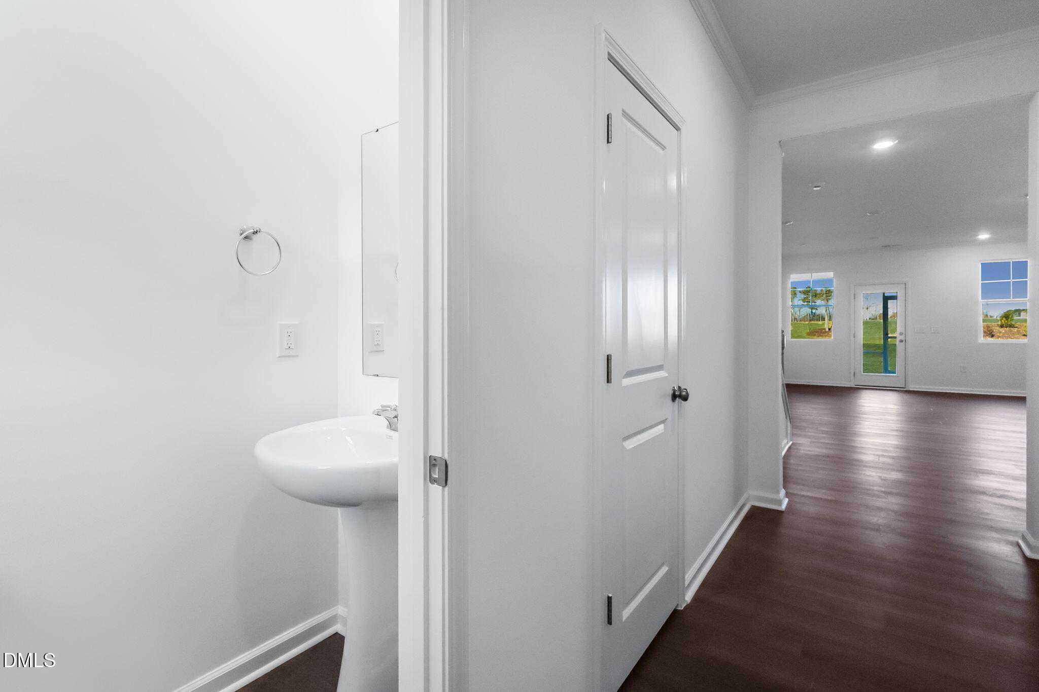 2943 Hickory Fld Drive Raleigh, NC 27616 - Photo 17 of 30 SUN_Everlee_Pic_CarsonII_QMI_239_Powder_