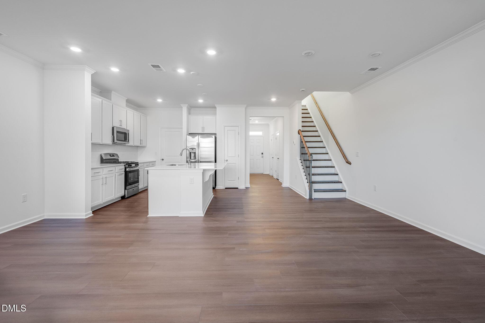 2943 Hickory Fld Drive Raleigh, NC 27616 - Photo 7 of 30 SUN_Everlee_Pic_CarsonII_QMI_239_Great_4