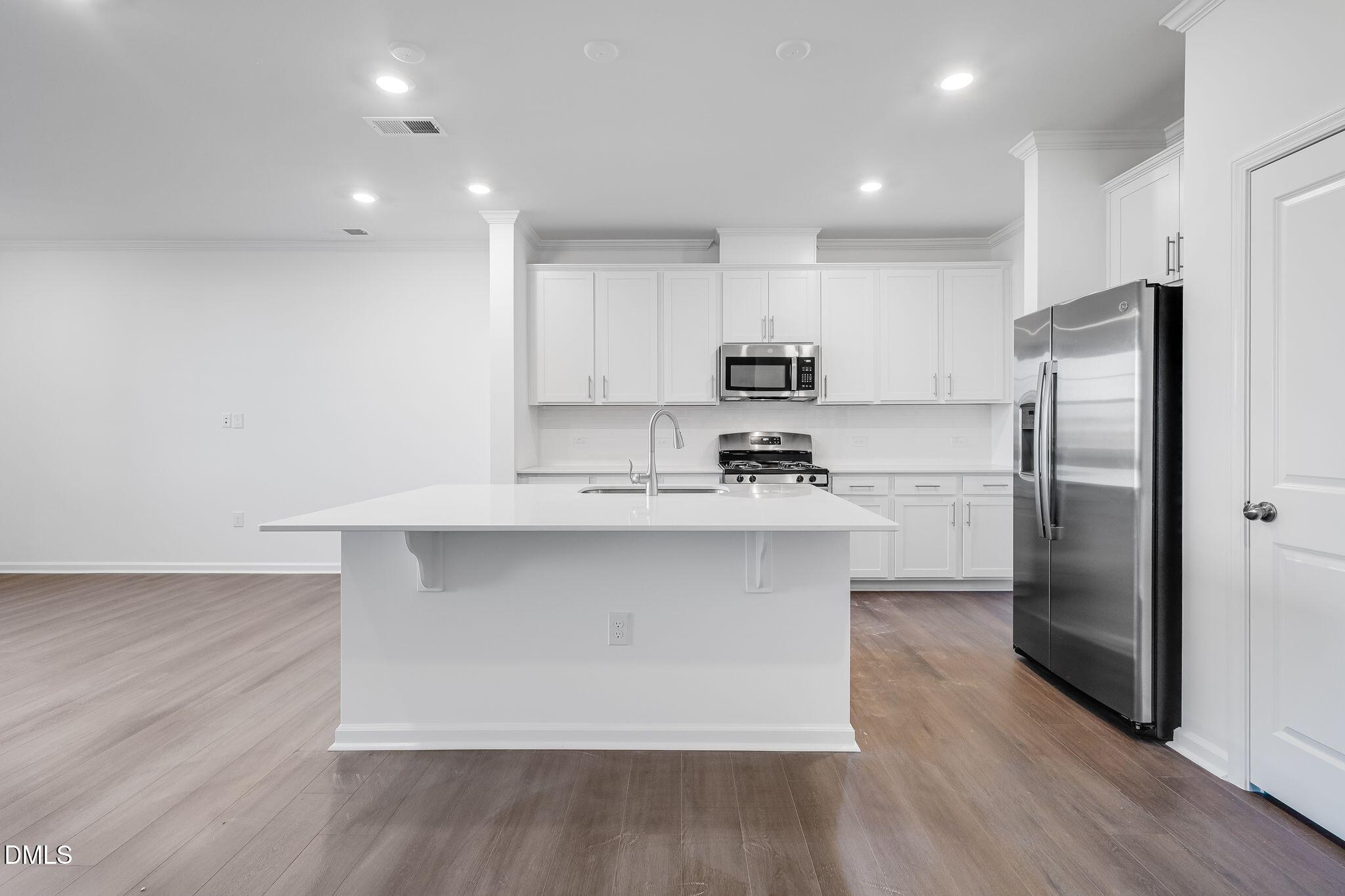 2943 Hickory Fld Drive Raleigh, NC 27616 - Photo 10 of 30 SUN_Everlee_Pic_CarsonII_QMI_239_Kitchen