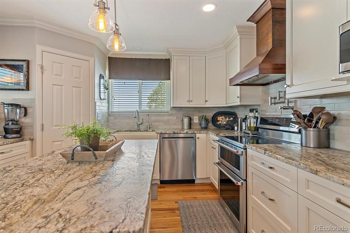 8429 North Silo Road Parker, CO 80138 - Photo 10 of 35 Gallery Image 10