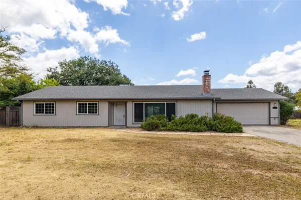 $699,999 | 8660 Montura Lane, Atascadero, CA 93422
