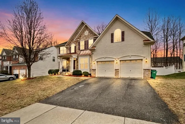 $799,900 | 9015 Helmsley Drive, Clinton, MD 20735