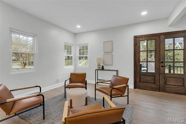 $699,900 | 544 Summit Avenue, Webster Groves, MO 63119