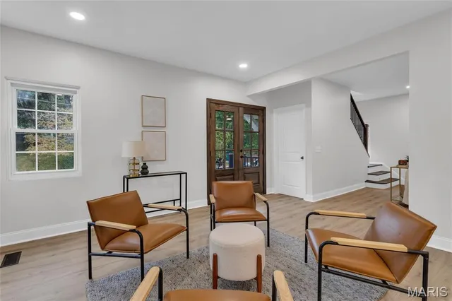 $699,900 | 544 Summit Avenue, Webster Groves, MO 63119