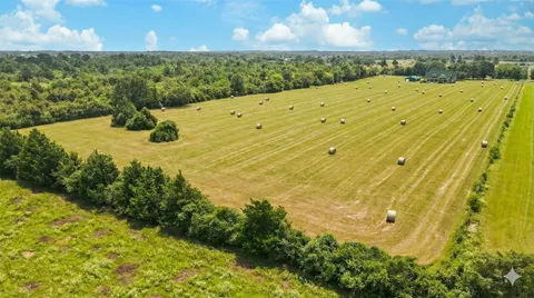 $1,100,000 | 32410 Phlying Road, Waller, TX 77484