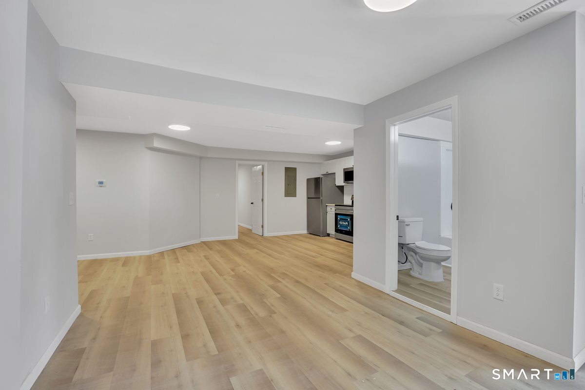 192 Hartford Road, Unit F Manchester, CT 06040 - Photo 2 of 8